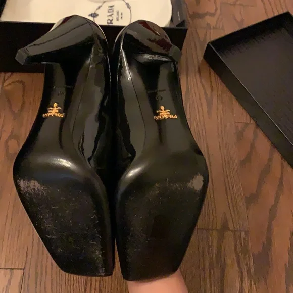 Prada heels - Picture 9 of 9